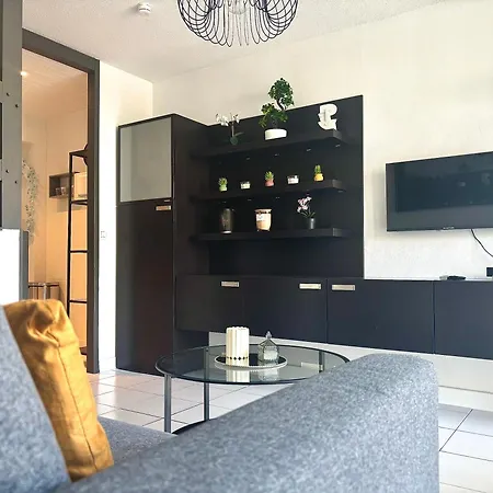 L'azur - T2 - Parking Prive- Centre - Confort Apartmán